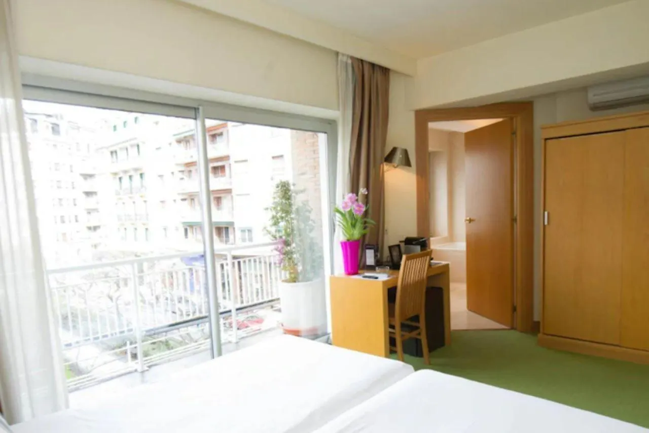 Hotel Zaragoza Plaza San Sebastian