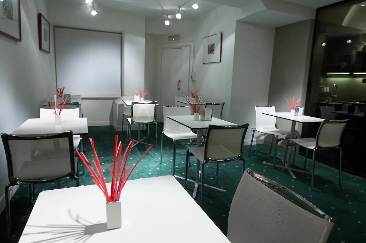 Hotel Zaragoza Plaza San Sebastian Spanje