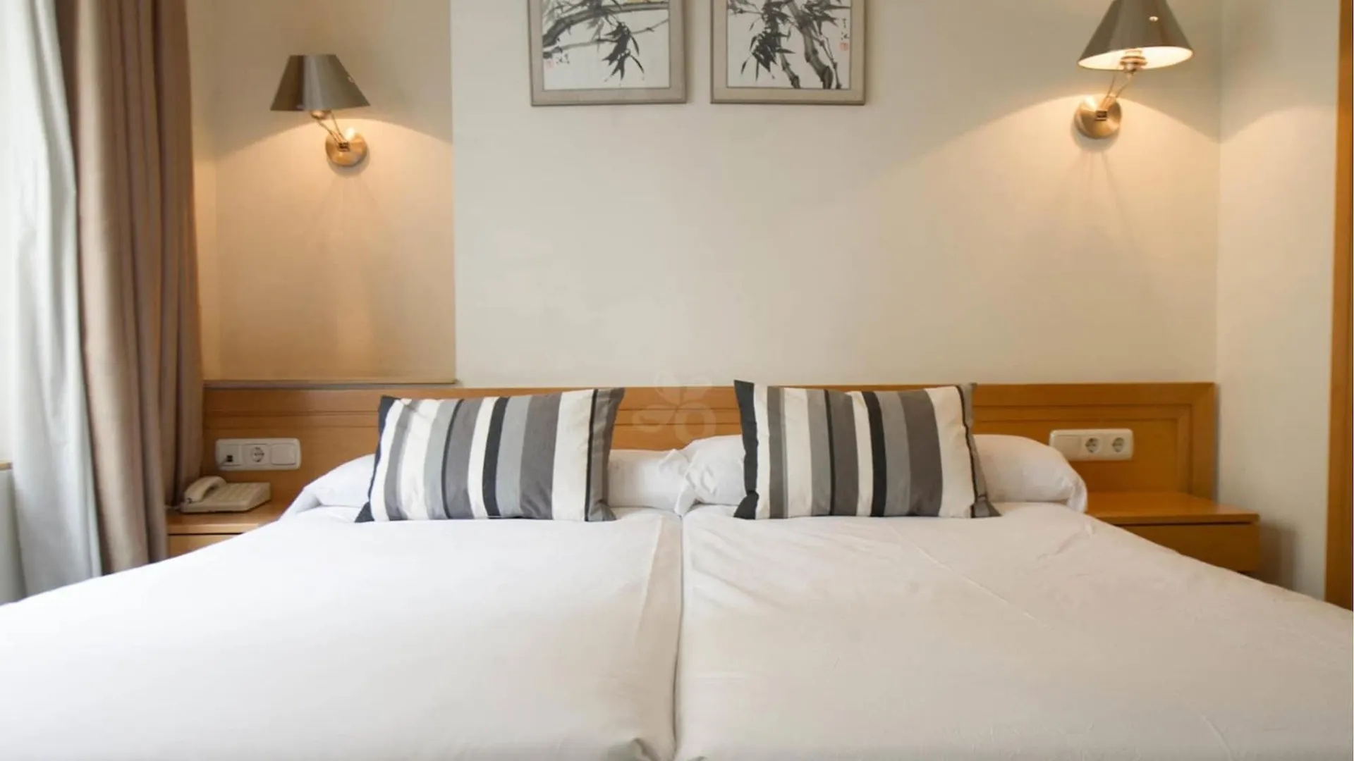 Hotel Zaragoza Plaza San Sebastian