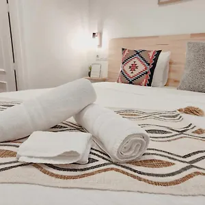2* Casa de hóspedes Marisol - Self Check-in - Adults Only